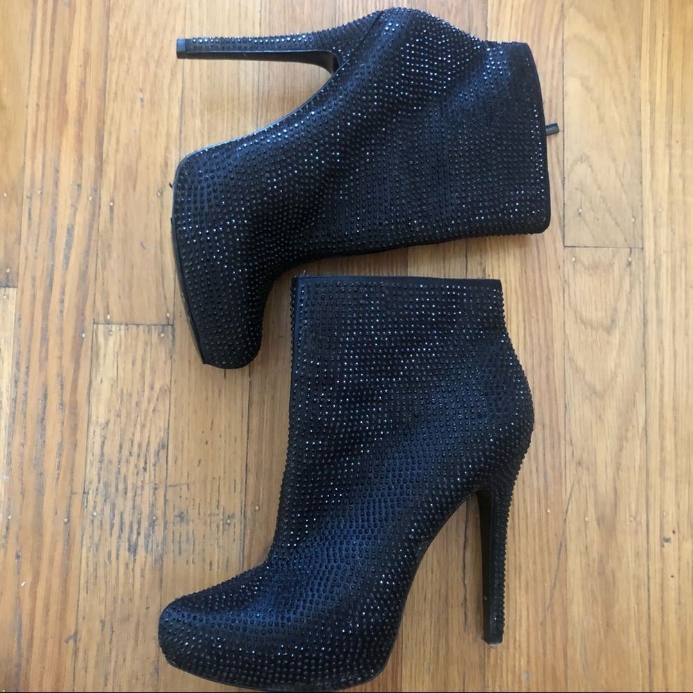 Report Signature Blk RhineStone Platform Boot 8.5